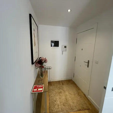 Moderno Piso En Pleno Centro! * Santander